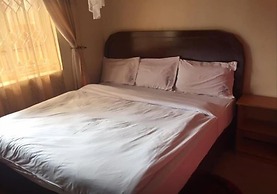 Bunyonyi Inn Hotel