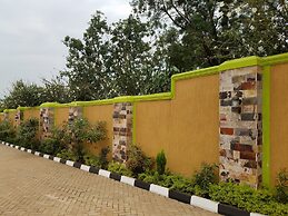 Sibyangu Standard Hotel