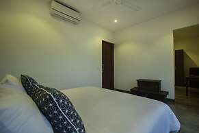 Villa Rainbow Runner