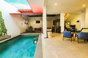 Villa Rainbow Runner