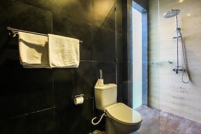 Villa Rainbow Runner