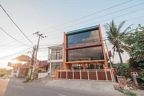 Caroline Guest House