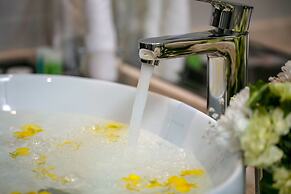 Ha Long Marina Hotel