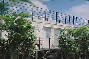 BLANC MIYAKOJIMA (formerly RuGu Glamping Resort)