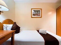 Palladium Suites Hotel