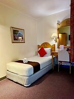 Palladium Suites Hotel