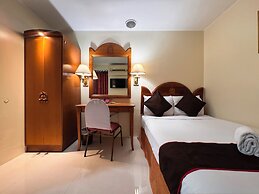 Palladium Suites Hotel