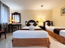 Palladium Suites Hotel