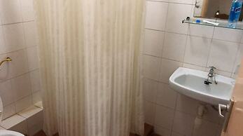 Shalom House - Hostel