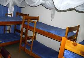 Shalom House - Hostel