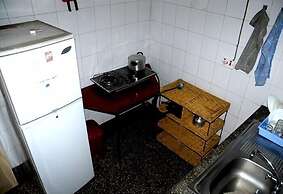 Shalom House - Hostel