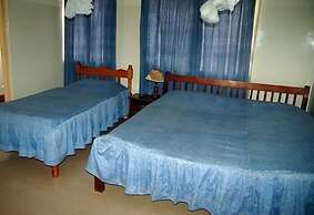 Shalom House - Hostel