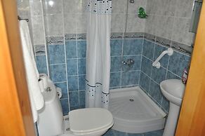 Valley Apartment by Angel Rentals