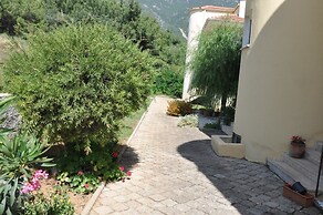 Valley Apartment by Angel Rentals