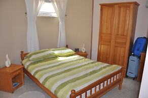 Valley Apartment by Angel Rentals