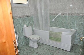 Valley Apartment by Angel Rentals