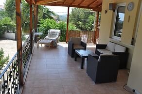 Valley Apartment by Angel Rentals