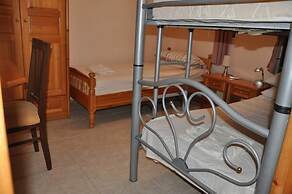 Valley Apartment by Angel Rentals