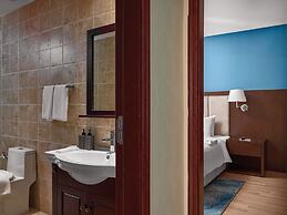 Olympia City Hotel by Dara