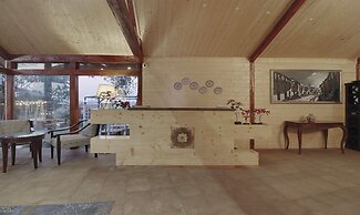 Treebo Premium Blue Mountain Country Club And Resort