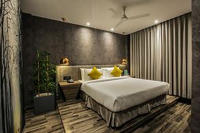 Sterling Palm Bliss - Rishikesh