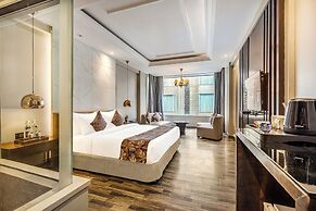 Sterling Palm Bliss - Rishikesh