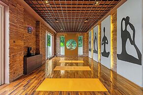 Sterling Palm Bliss - Rishikesh