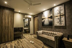 Sterling Palm Bliss - Rishikesh