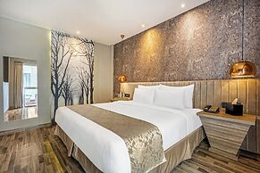 Sterling Palm Bliss - Rishikesh