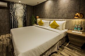 Sterling Palm Bliss - Rishikesh