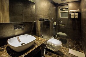 Sterling Palm Bliss - Rishikesh