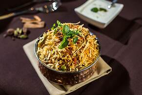 Sterling Palm Bliss - Rishikesh