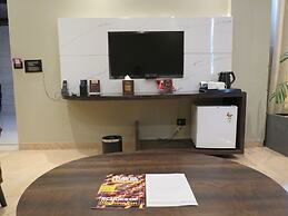 Sterling Palm Bliss - Rishikesh