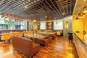 Sterling Palm Bliss - Rishikesh