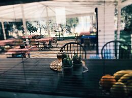 Baharin Bahce Pansiyon