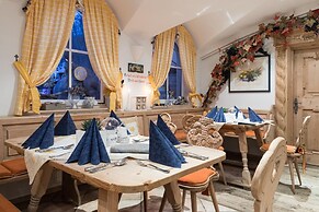 Hotel Edelweiss Schlössl