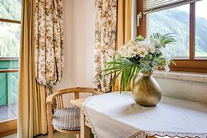 Hotel Edelweiss Schlössl