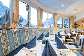 Hotel Edelweiss Schlössl
