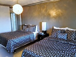 Alexander 604 3 Bedroom Apts by RedAwning