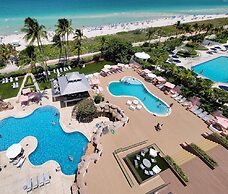 Alexander 604 3 Bedroom Apts by RedAwning