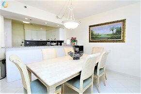 Alexander 1618 2 Bedroom Apts by RedAwning