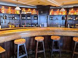 Killarney Court Hotel