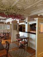 Killarney Court Hotel