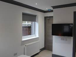 Townhouse @ 282 Walthall Street Crewe