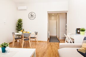 Luxury Main Square Apartments