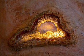 10GR Boutique Hotel and Wine Bar