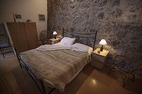 Hotel e Appartamenti al Prà de la Fam