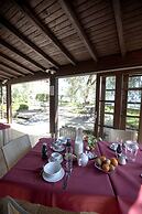 Hotel e Appartamenti al Prà de la Fam