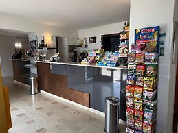 Hotel e Appartamenti al Prà de la Fam