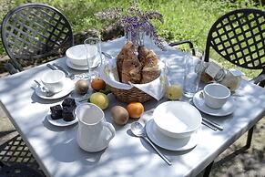 Hotel e Appartamenti al Prà de la Fam